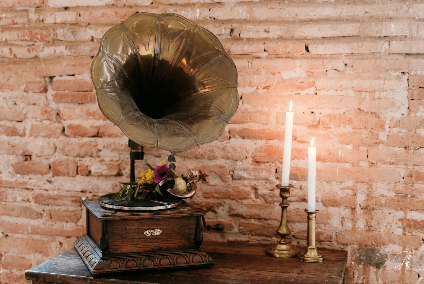 Gramophone By Jimmy 1 